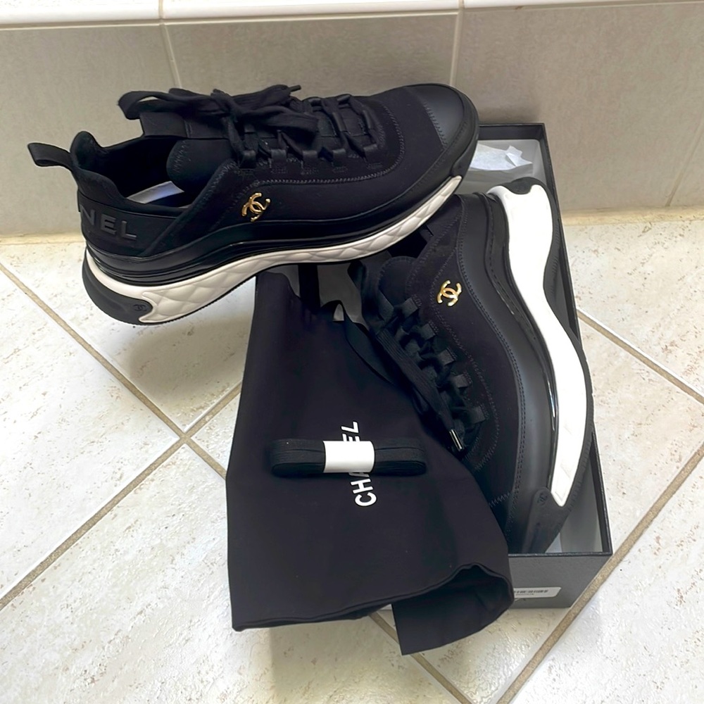 Chanel black trail sneakers 40.5